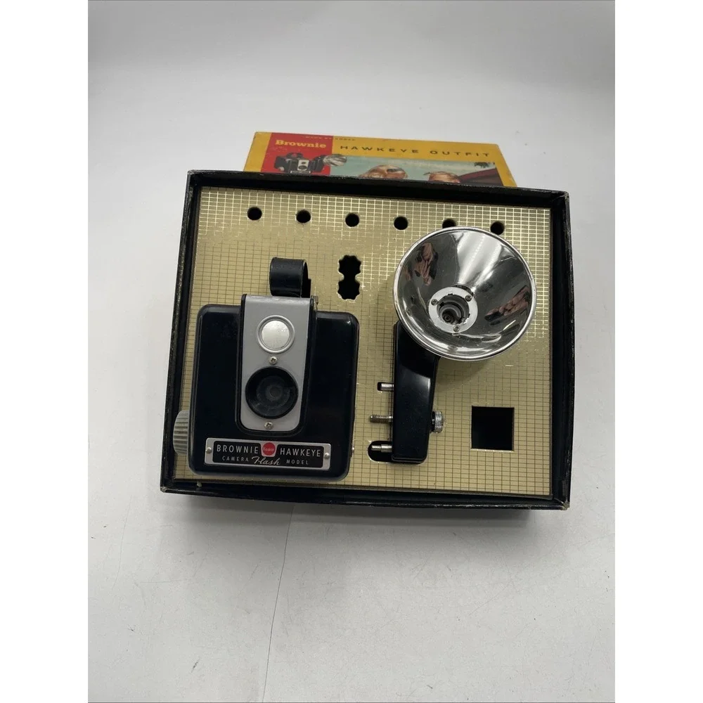 Vtg Kodak Brownie Hawkeye Outfit Camera w/Original Box w/Flash  Excellent Cond